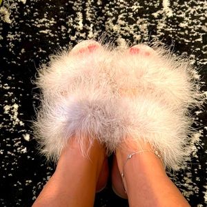 Gianni Bini Fluffee Sandle